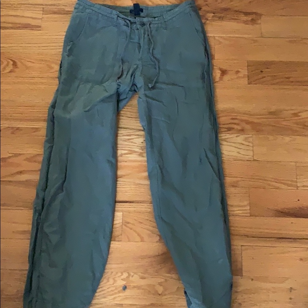 Women’s gap pants